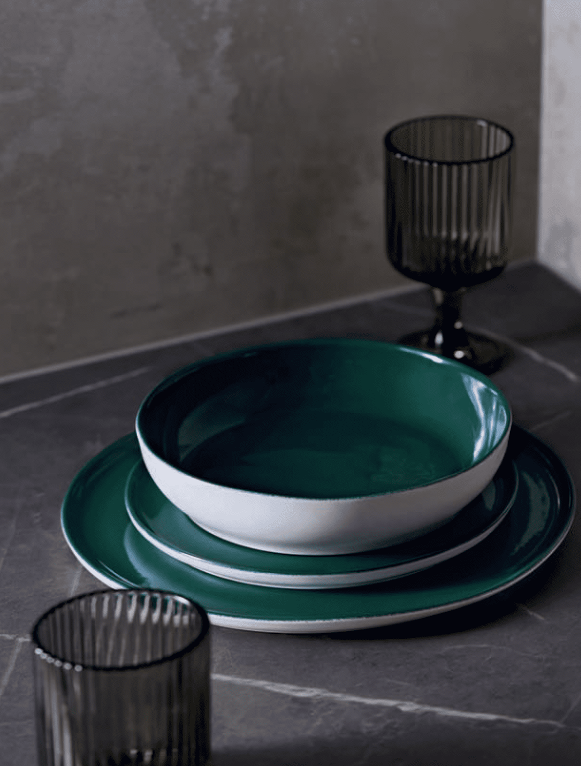 Maison Sucree' Servizio Di Piatti Bassano In Gres Porcellanato Bicolore Verde