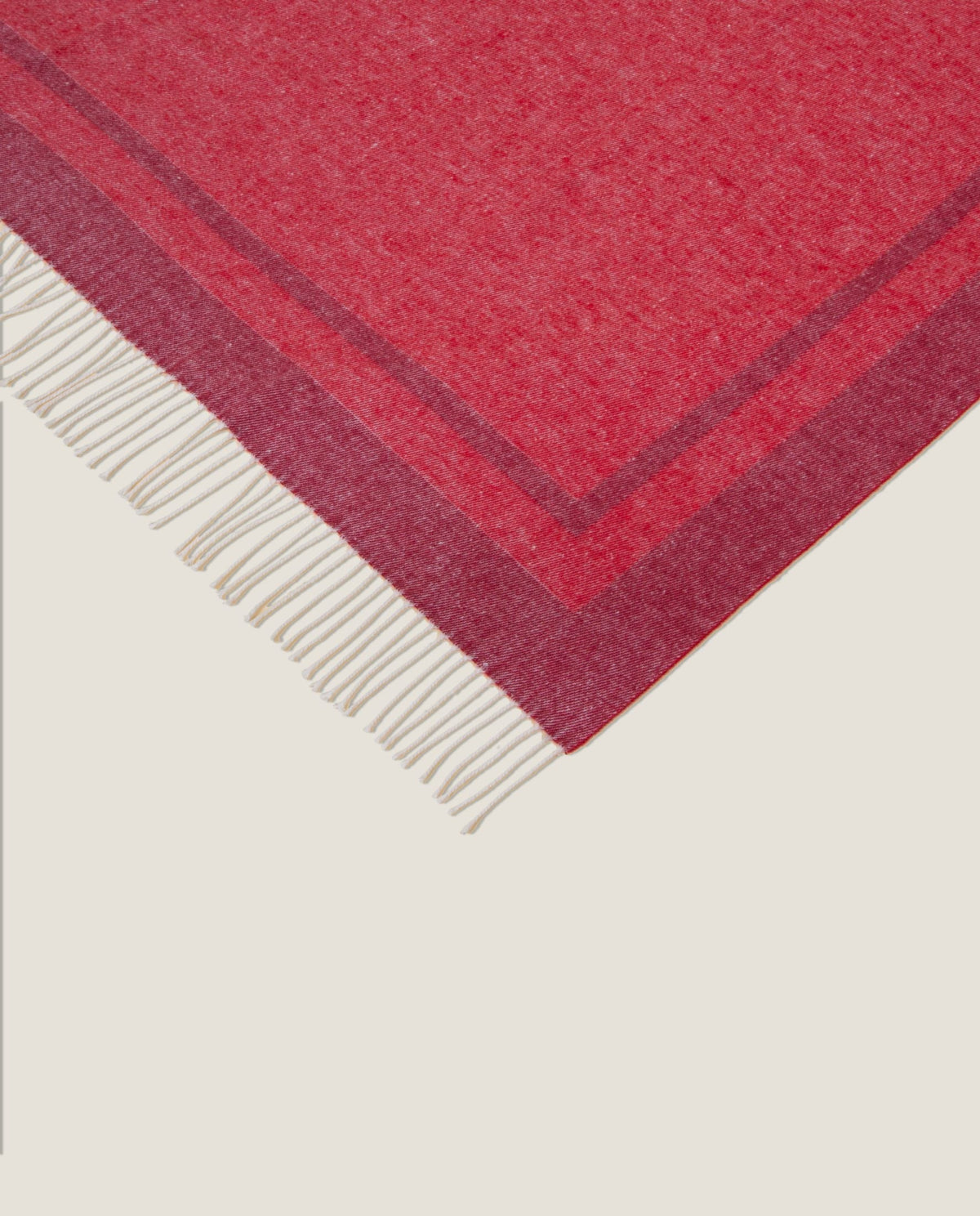 Frati Home Plaid Country Con Frange Ciliegia