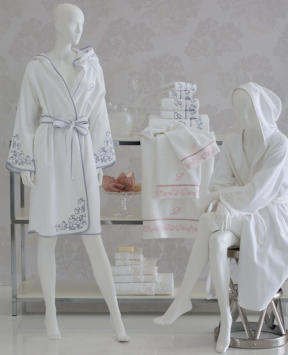 Blumarine Set Asciugamani 1+1 In Spugna Di Cotone Con Decoro Ricamato Emanuela