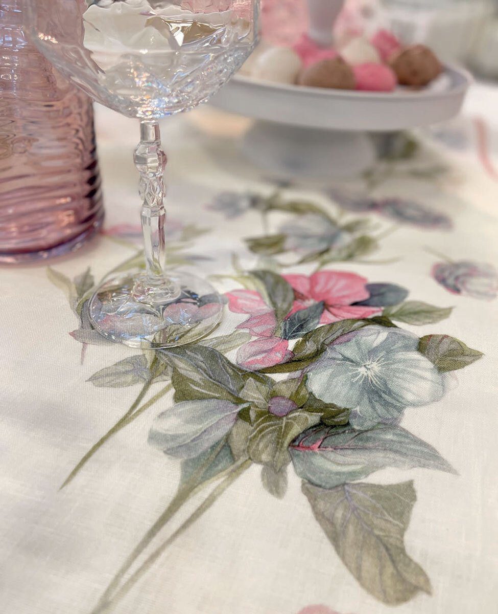 Blumarine Runner In Puro Lino Stampato Liala