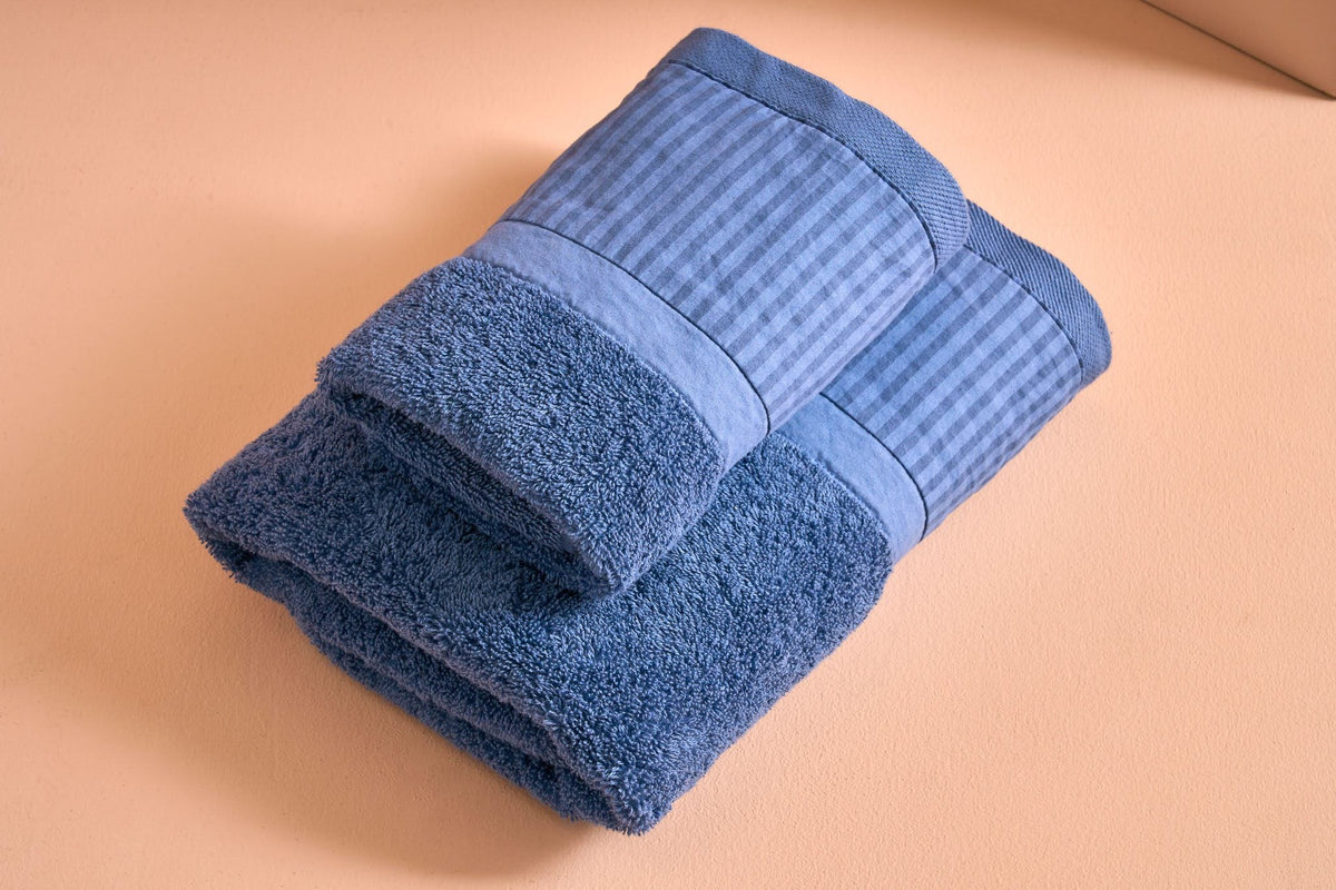 Biancoperla Set Asciugamani 1+1 In Spugna Di Cotone Con Bordo In Cotone Metropolis