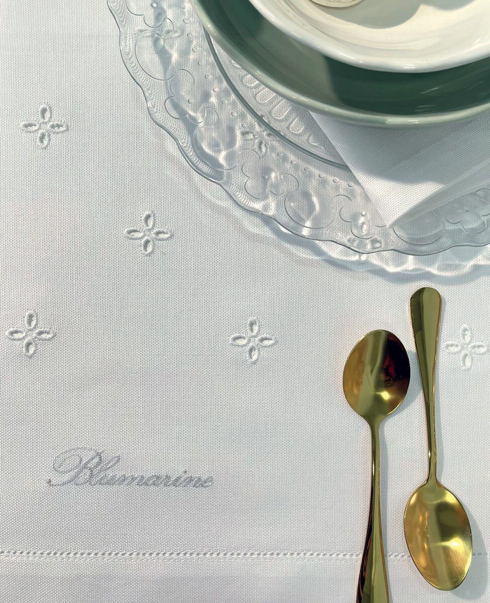 Blumarine Runner in cotone Ricamo