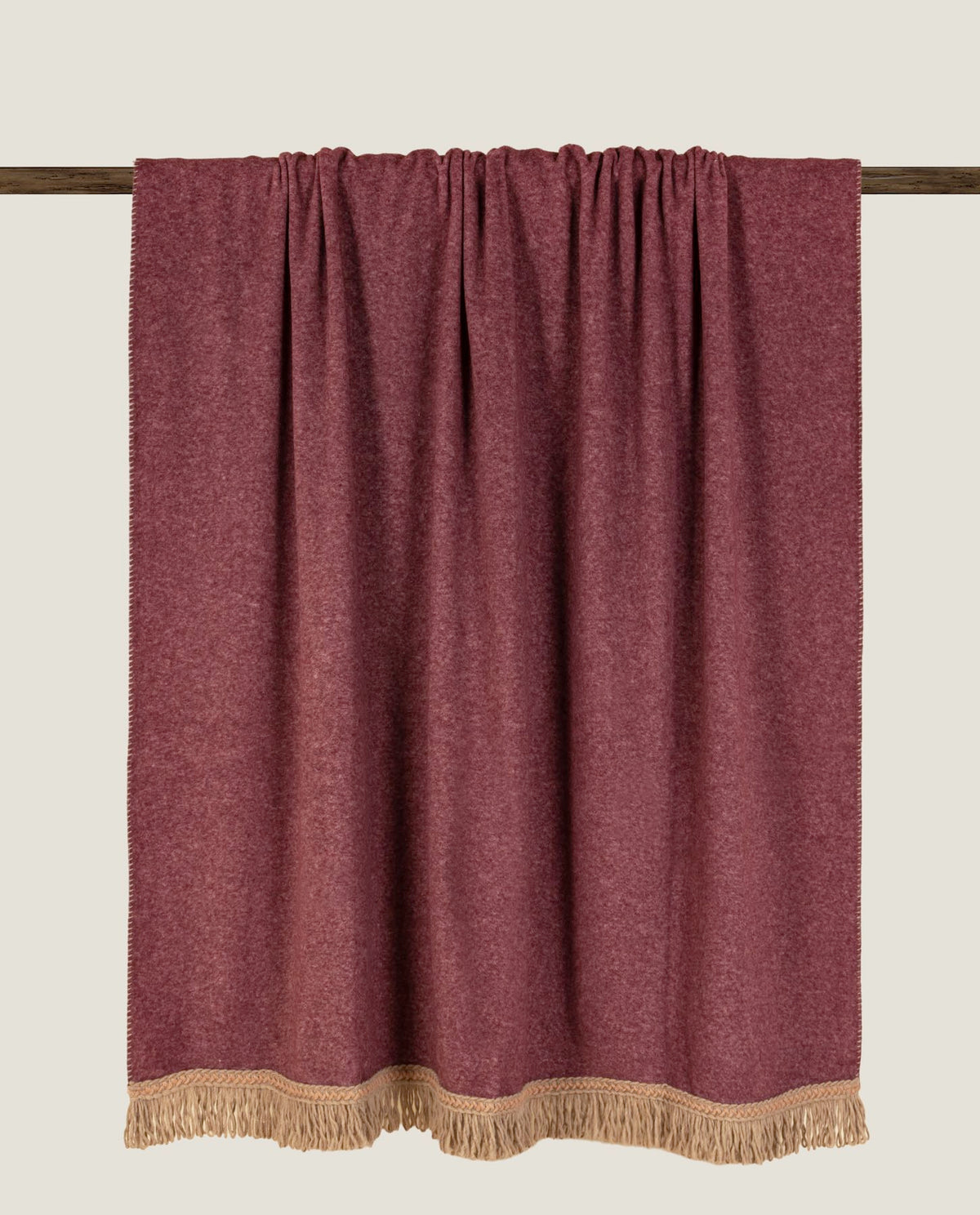 Frati Home Plaid In Soft Bamboo Con Applicazione Frangia Matisse Burgundy
