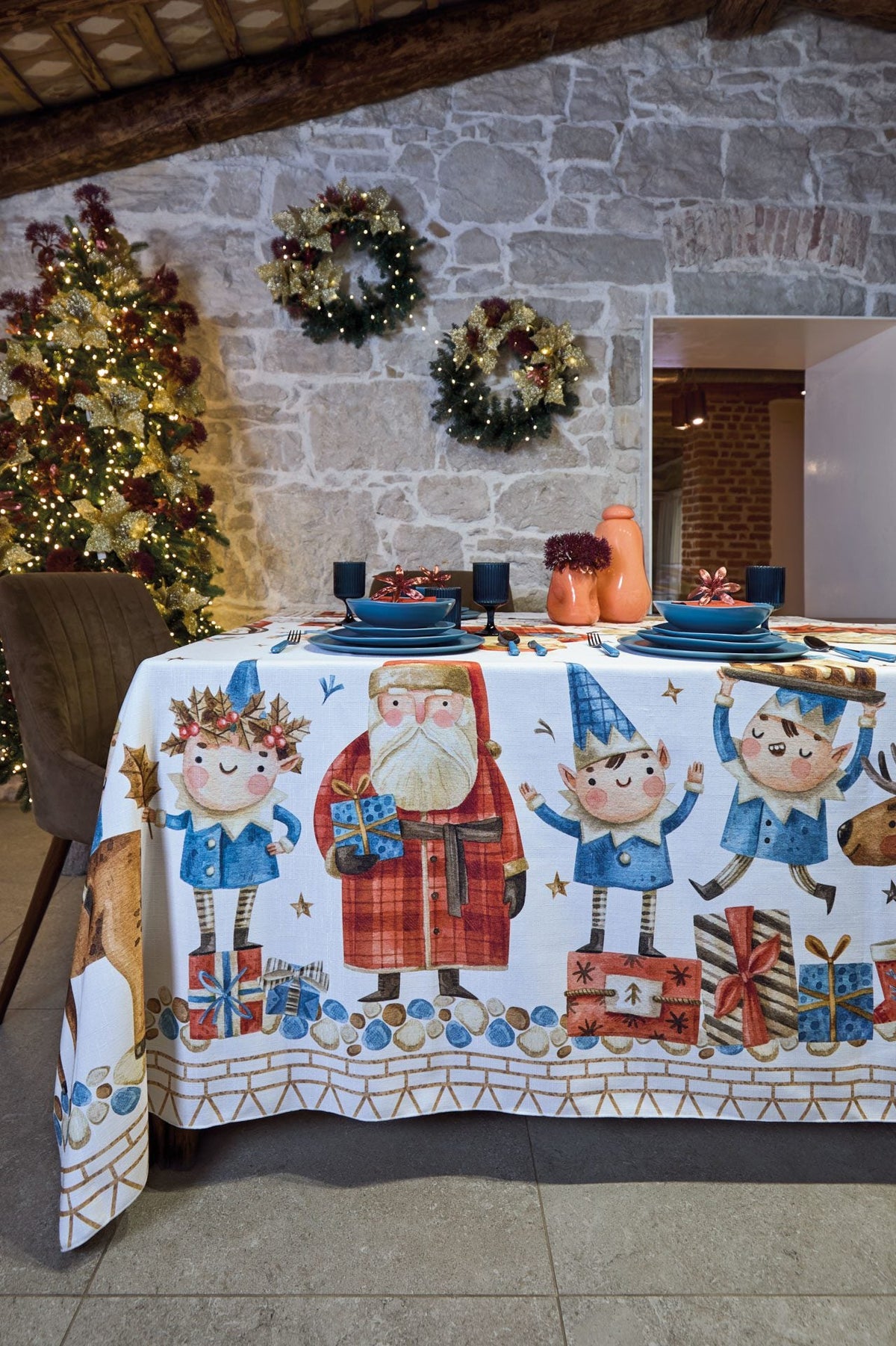 Maison Sucree' Natale Tovaglia e/o Runner In Tessuto Antimacchia Stampato Folletti