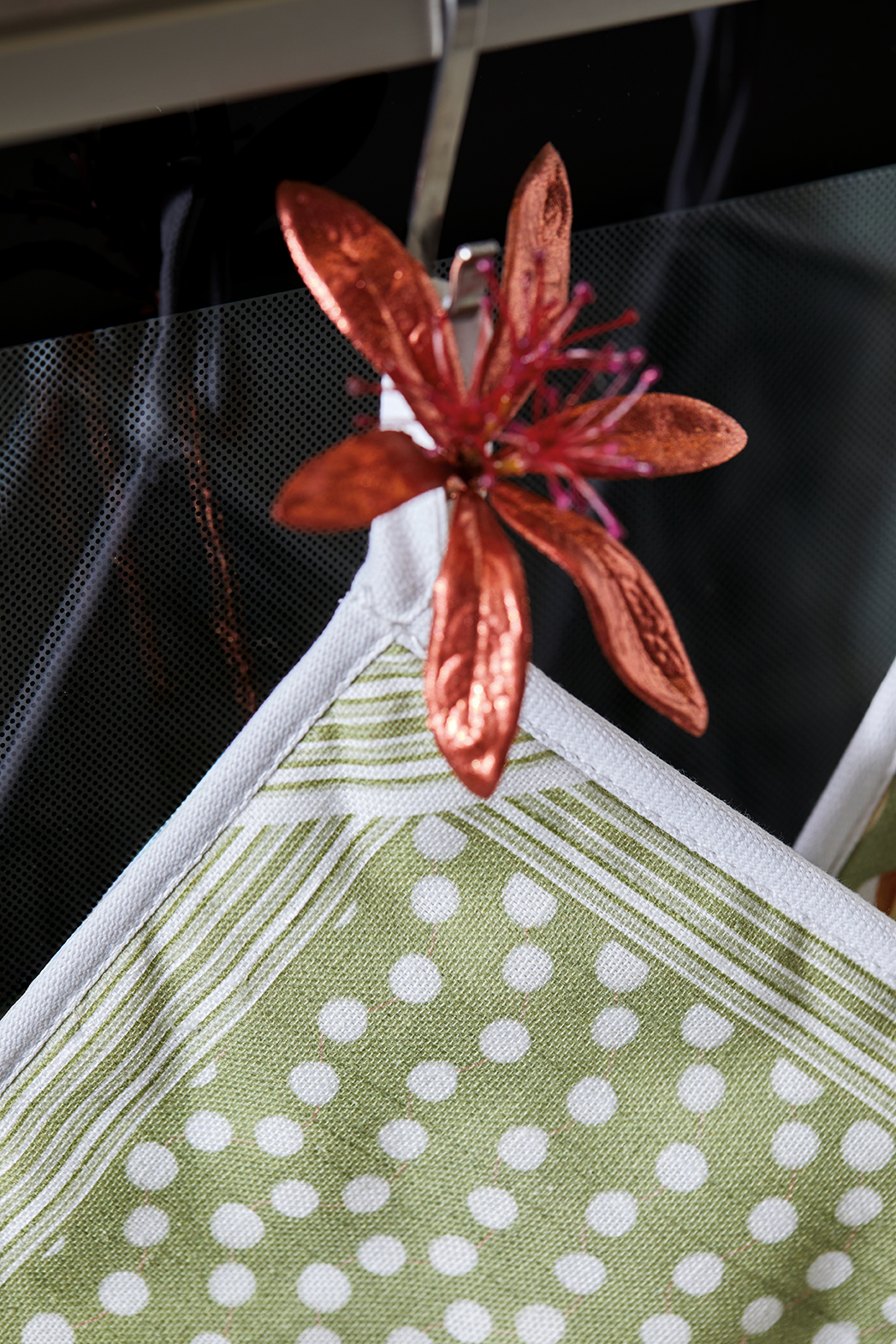 Maison Sucree' Set Guanto E Presine Natalizie Borgo Natale