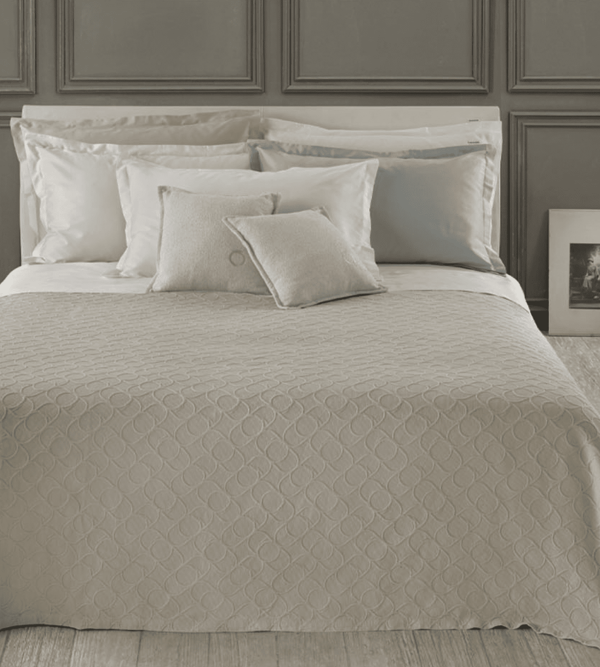 Trussardi Copriletto Liscio Matrimoniale In Cotone Jacquard Contemporary Logo