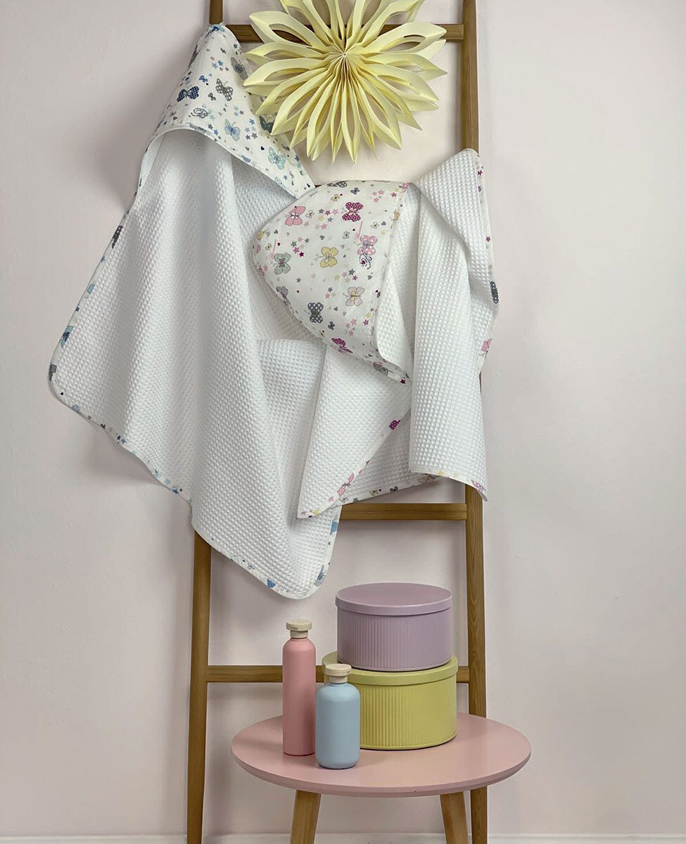 Blumarine Baby Triangolo In Nido D'ape Con Cappuccio Farfalle