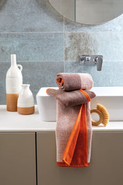 Maison Sucree' Set Asciugamani 1+1 In Spugna Di Cotone Pop