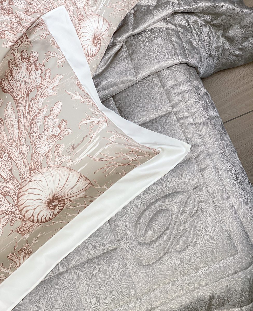 Blumarine Copriletto Trapuntato Matrimoniale In Tessuto Jacquard Sfumatura
