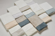 Mastro Raphael Set Asciugamani 1+1 In Spugna Di Cotone Con Bordo In Satin Tracce